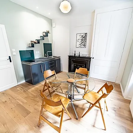 Apartment Le Petit Rochette - 2 Pers- Jean Mace Lyon